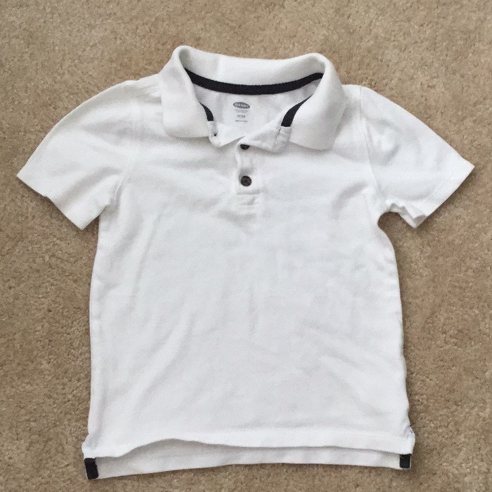 Old Navy White Polo Shirt. Size 5T